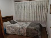 Piso grande en zona muy interesante cerca de colegios,...