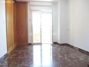 Piso junto Avda Constitución con plaza de garaje en...