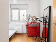 Piso luminoso de tres dormitorios en alquiler en Poblenou