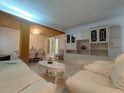 PISO LUMINOSO JUNTO AL CORTE INGLES