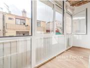 Piso luminoso y reformado con encanto y tranquilidad, a...