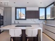 Piso moderno en un complejo de vida urbana