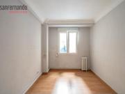Piso muy amplio junto a la plaza de las Estaciones