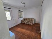 Piso para reformar de un dormitorio en el barrio de Lucero