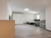 Piso reformado con ascensor en Rambla del Raval