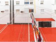 Piso reformado con piscina y garaje