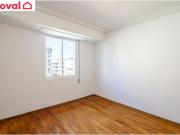 Piso reformado de 3 habitaciones y 2 baños en el centro...