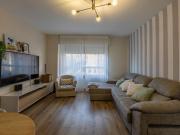 Piso reformado de cuatro habitaciones