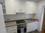 Piso Reformado en Carolinas Altas, Alicante Ideal para...