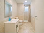 PISO REFORMADO SEMI NUEVO CON BALCÓN LISTO PARA ENTRAR A...