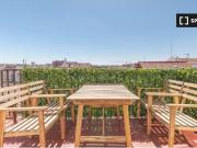 Piso tipo loft de 2 dormitorios en alquiler en el centro...