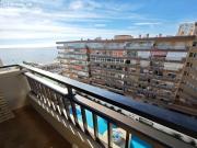 PISO TOTALMENTE REFORMADO EN PRIMERA LÍNEA DE PLAYA EN...