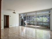 PISO VENTA 4 AMBIENTES BALCÓN COCHERAS LAS CAÑITAS