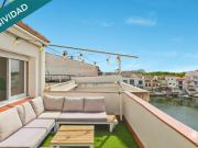 Pison con dos dormitorios y amarre