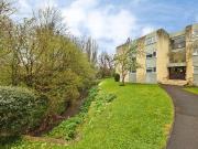 Pitman Court, Larkhall BA1, 2 bed flat to rent, £1,450...