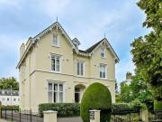 Pittville Circus, Cheltenham, 2 Bedroom Duplex