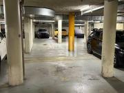 Deux place de parc intérieures à louer au centre ville...