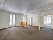 PLACE DENFERT ROCHEREAU BUREAUX PROFESSIONNELS 203m2 EN...