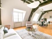 PLACE DES VOSGES VUE EXCEPTIONNELLE DUPLEX DERNIER ETAGE !