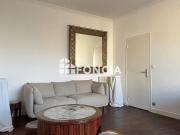 Place Pey Berland T2 au dernier étage, calme et lumineux