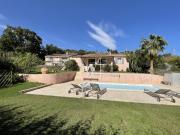 PLAN DE LA TOUR / MAISON PROVENCALE DE PLAIN PIED ENTIEREMEN