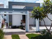 PLANALTINA 3 QUARTOS/1SUÍTE 2 KITS NOS FUNDOS...