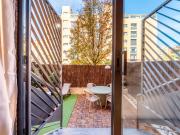 Planta baja de alquiler en Calle de Isabel Clara...