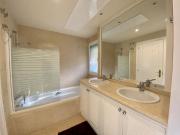 Planta baja de alquiler en Urbanizacion N Andalucia 1f,...