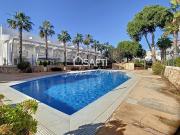 Planta baja en Cala Egos con amplia terraza privada y al...