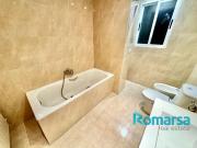 Planta baja en venta en Ávila, Murallas. Plantas bajas.