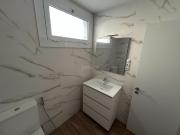 Planta baja en venta en Barcelona, Bon Pastor. Piso en...