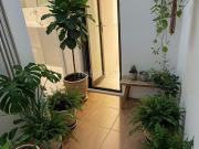 Planta baja en venta en Barcelona, Carmel. Inversión con...