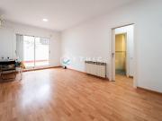 Planta baja en venta en Barcelona, Poblenou. Plantas bajas.