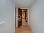 Planta baja en venta en Barcelona, Raval. Plantas bajas.