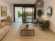 Planta baja en venta en Estepona, Bel Air. Apartamento...