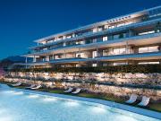 Planta baja en venta en Estepona, La Concha Resina Golf....