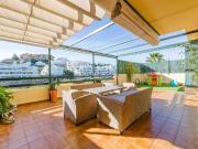 Planta baja en venta en Estepona, La Concha Resina Golf....