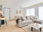 Planta baja en venta en Estepona, Nueva Atalaya....