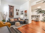 Planta baja en venta en Madrid, Imperial. Plantas bajas.