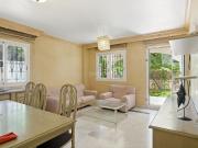 Planta baja en venta en Marbella, La Carolina Guadalpín....