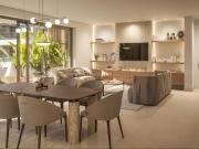 Planta baja en venta en Marbella, Puerto Banús. Plantas...