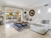 Planta baja en Venta en Nueva Andalucía centro