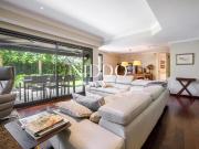 Planta baja en venta en Sant Cugat del Vallès, Arxiu....