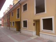 Planta baja en venta en Tudela de Duero. Casa baja de 3...