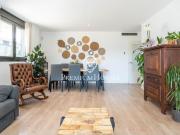 Planta baja esquinera en La Plana