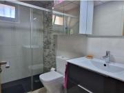 Planta Baja Reformada a cuatro calles de la Playa en...