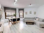 Piso seminuevo con terraza, garaje y trastero junto al...