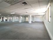 Planta libre con privados y áreas comunes