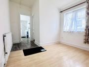 Plashet Grove, London E6, 1 bed flat to rent, £1,650 pcm...