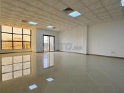 Plateau bureau avec ascenseur a vendre